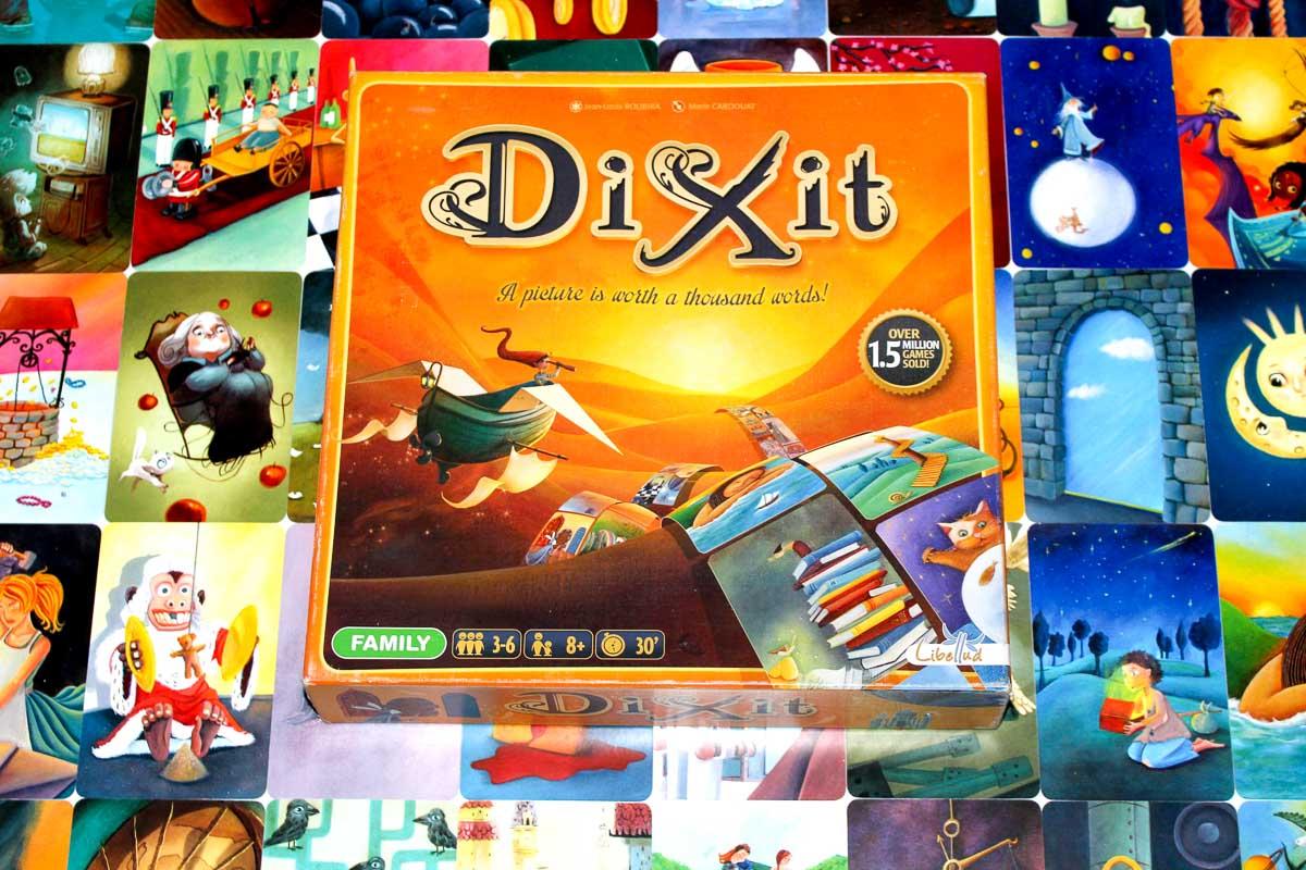 dixit review original box and dixit cards
